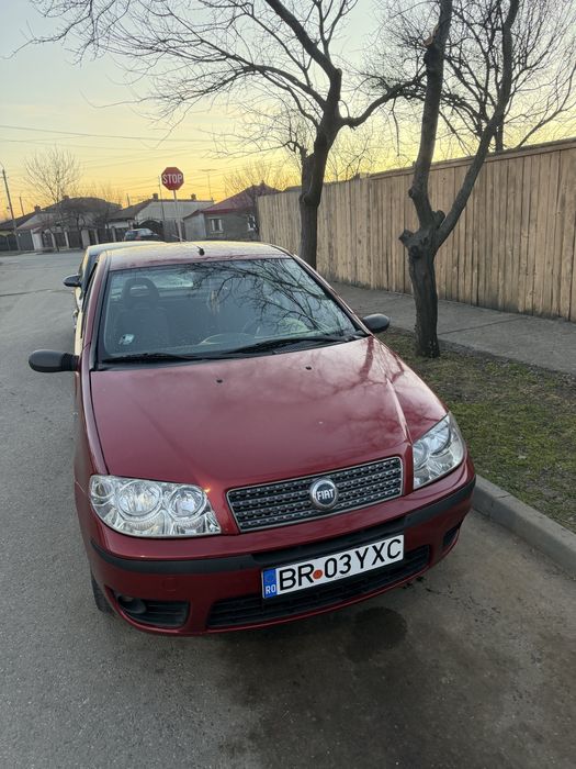 Vând Fiat Punto. 1.2 benzina