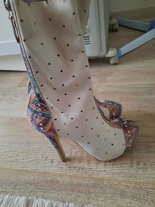 Шикарные ботильоны