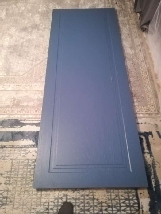 Продам двери новые.