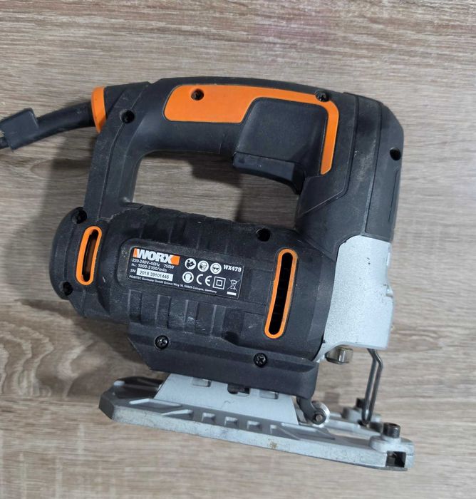 Прободен трион Worx WX479 750W