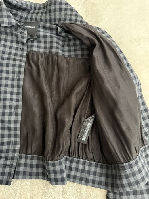 Бомбер стильный на весну