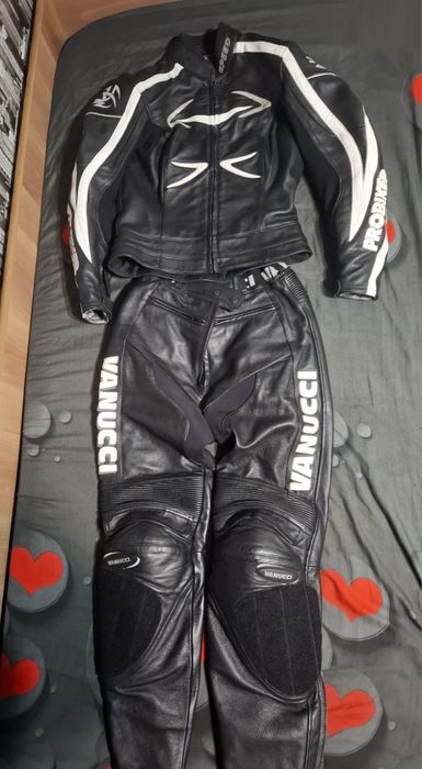 Costum moto femei