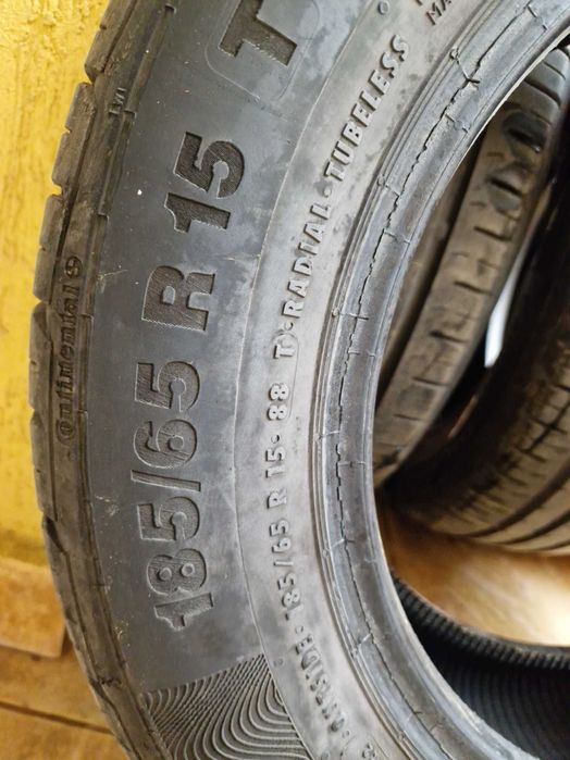 4 бр. летни гуми 185/65/15 Continental