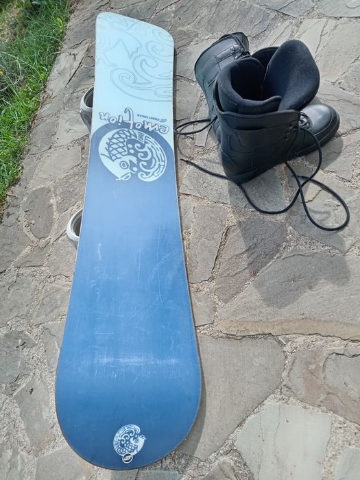 Placă snowboard Crazy Creek cu legături și boots