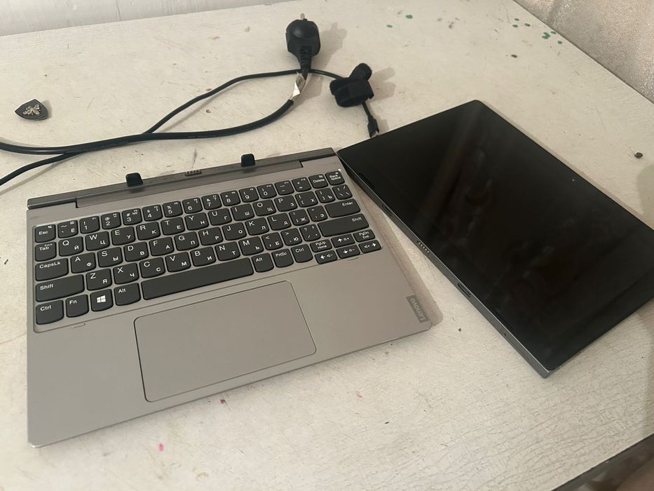 Планшет ноутбук  два в одном