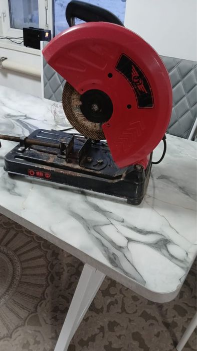 Продам  отрезной станок