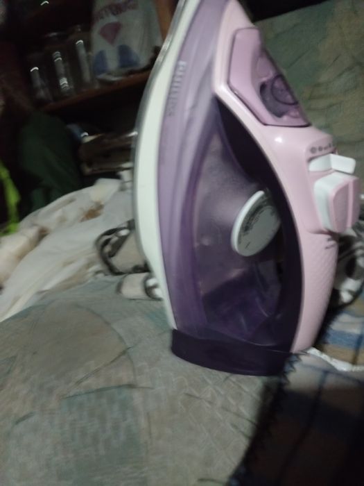 Продам утюг PHILIPS
