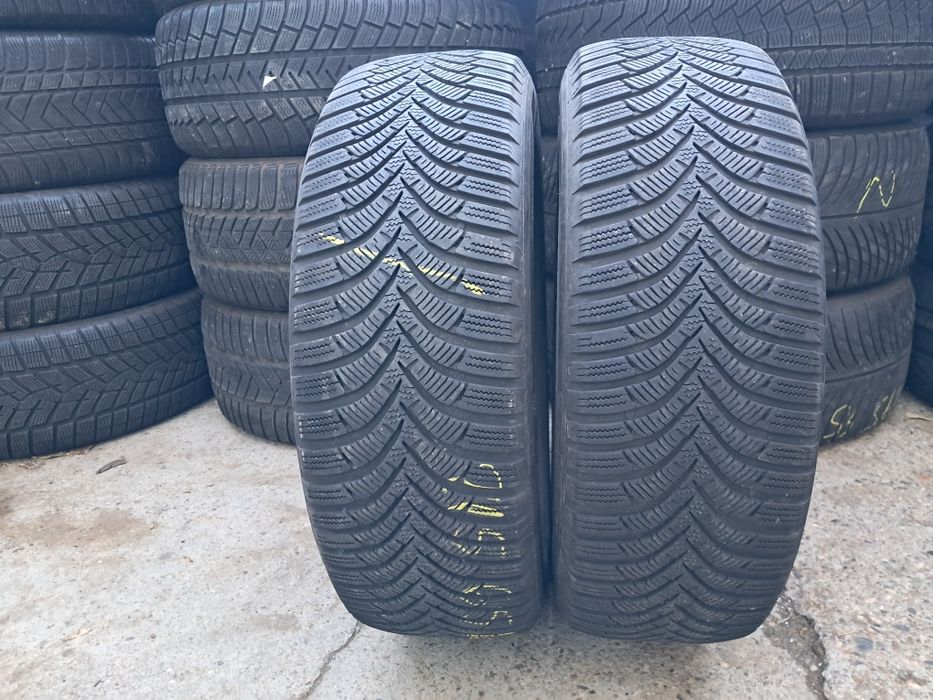 Anvelope second iarna 215 65 R16 Hankook