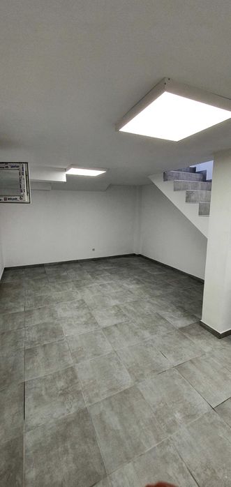 Дава се под наем Магазин в Айтос - 40 кв.м за 178.5 € - Снимка #6