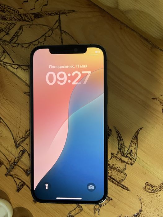 Iphone 12pro в хорошем состоянии