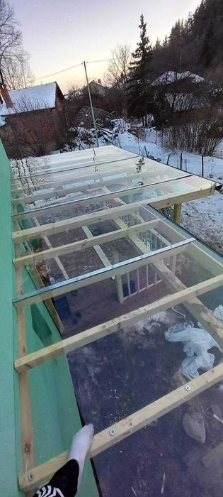 Ремонт на покриви, Дървени Навеси, Усвояване на Тераси, Балкони, Летни кухни, Перголи и Беседки,