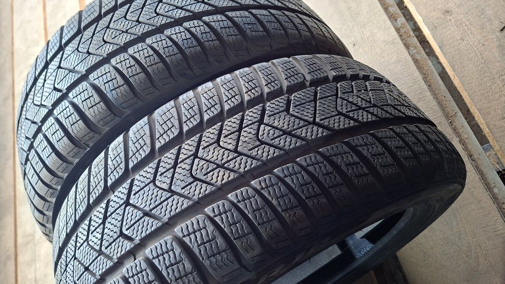 2buc 235 45 R18 Pirelli iarna M+S cauciucuri anvelope MS 18