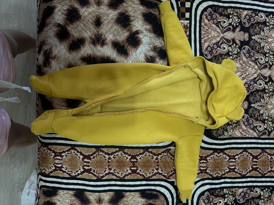 Продам комбенизон детский