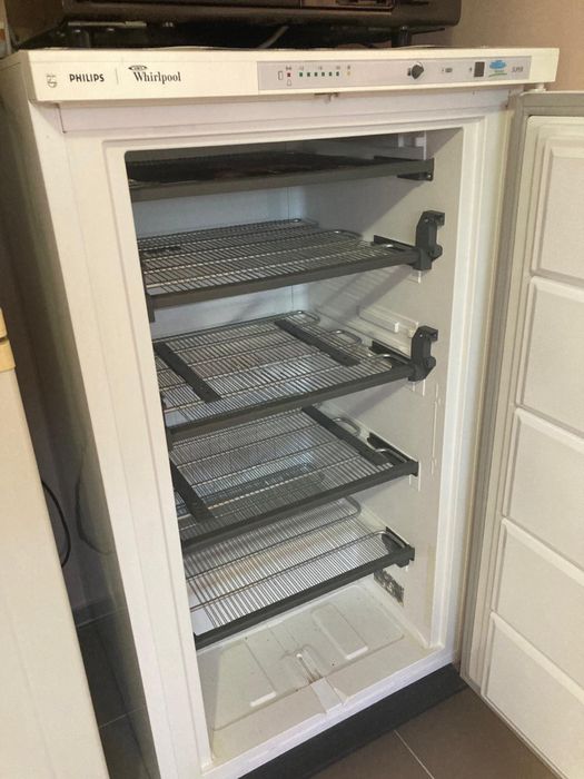 Фризер за дълбоко замразяване Philips