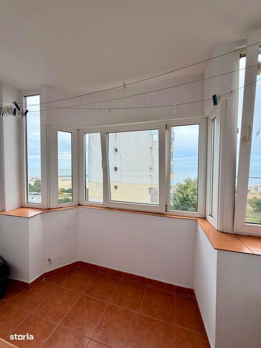Apartament 3 camere 2 bai vedere la mare termen lung Zona Faleza Nord