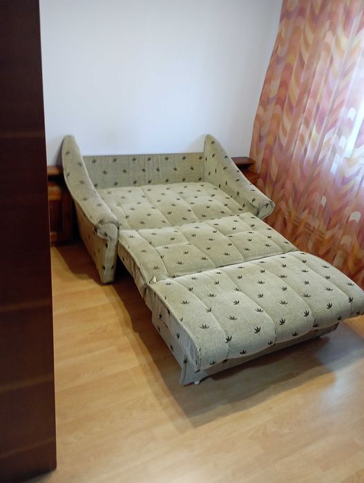 Închiriez apartament 2 camere,str Mircea cel Bătrân vizavi de mag.Profi ,et 1/9