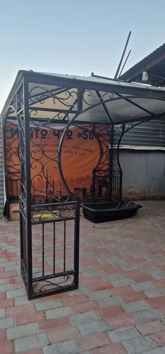 Продам беседку кованная