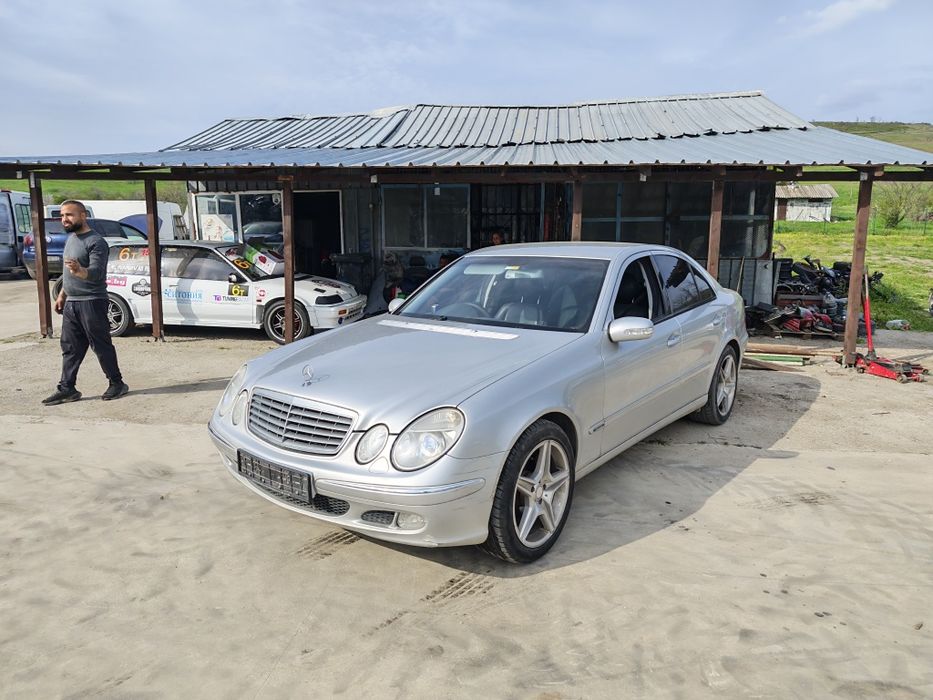 Mercedes E320 CDI  На части