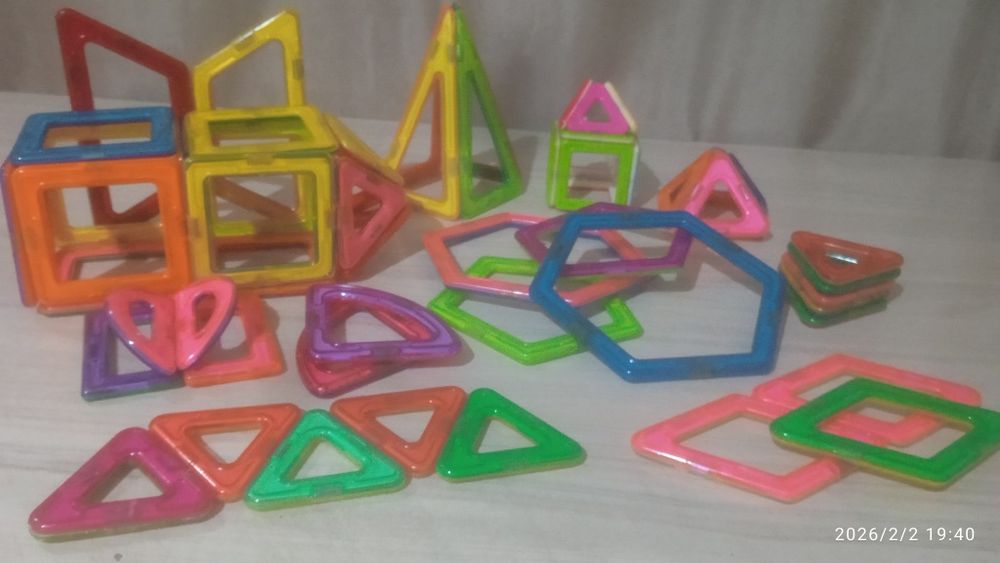 Продам 4 вида конструктора в одни руки