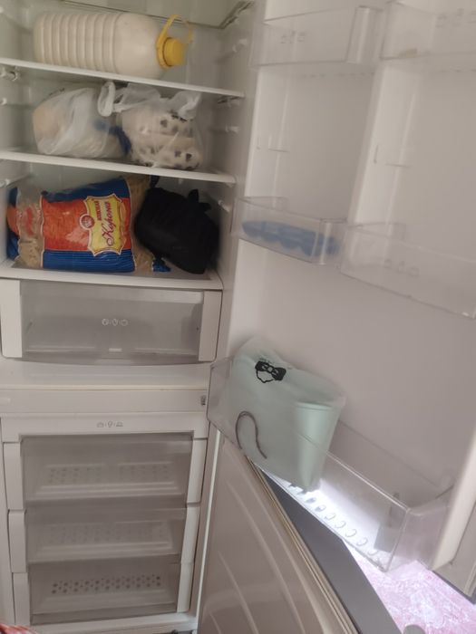 Холодильник б/у не в рабочем состоянии