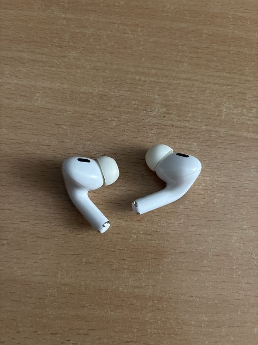 Apple AirPods Pro 2 (оригинал)