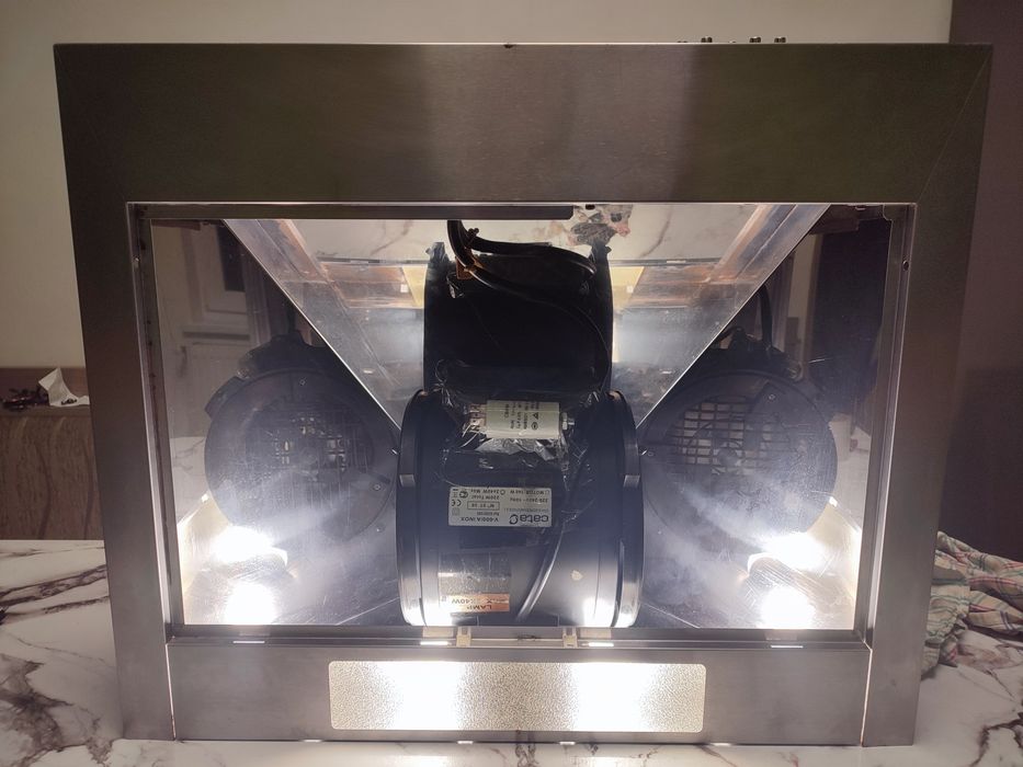 Hota Cata V-600 A,60 cm,Inox,220 W,420 m3.