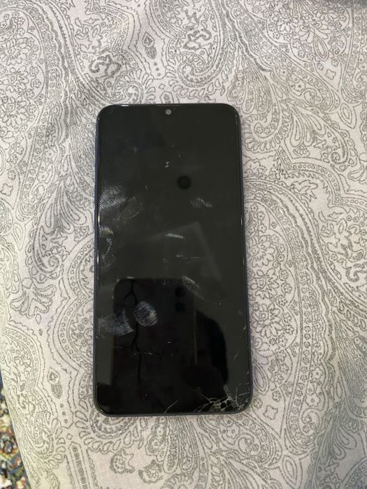 продам телефон samsung a10s