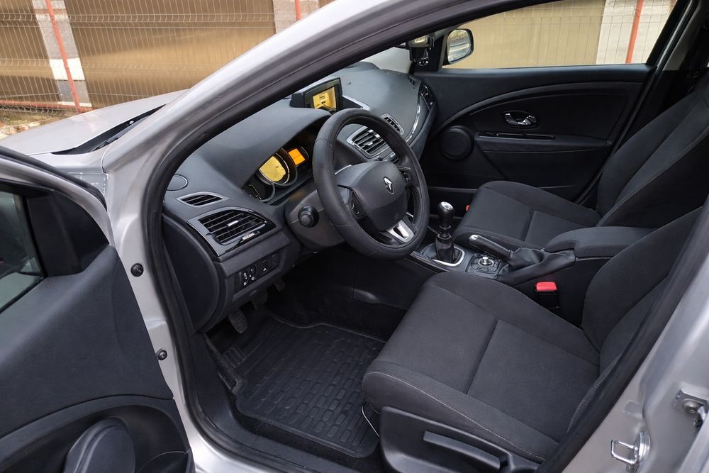 Renault Megane facelift 1.5 dci 2013 hatchback