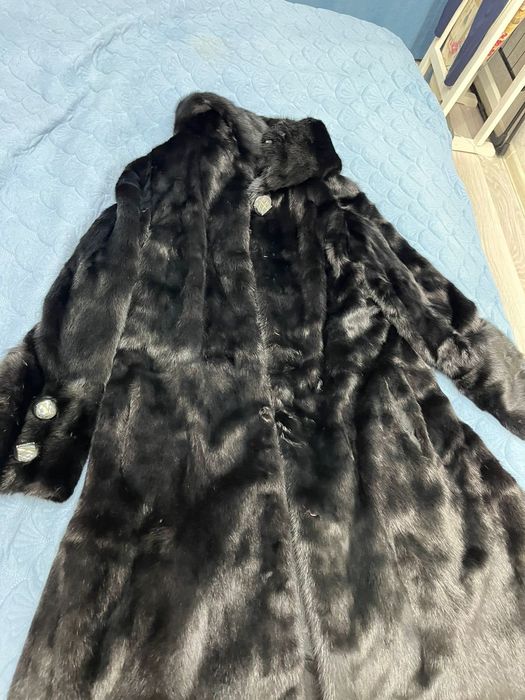 Норковая,черная шуба
