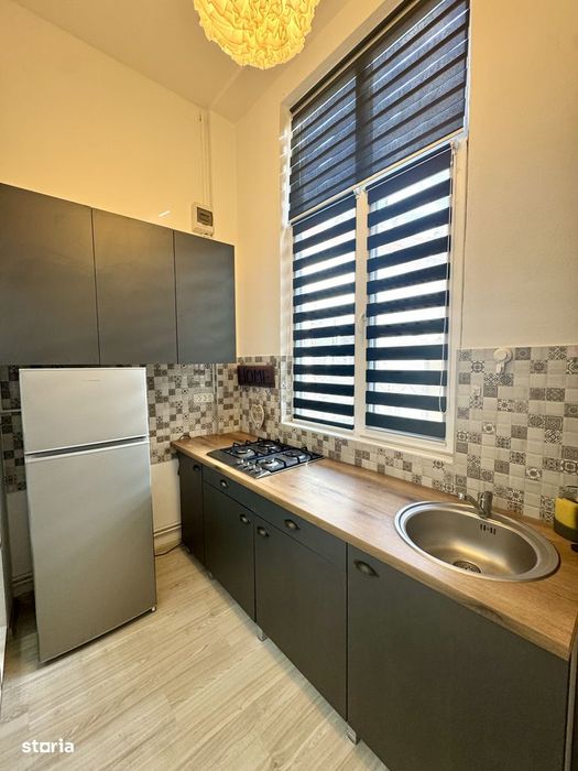 Vand apartament 2 camere, ultracentral, Str. Episcopiei