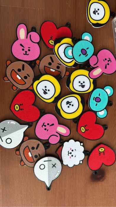 Brelocuri bt21 army bts