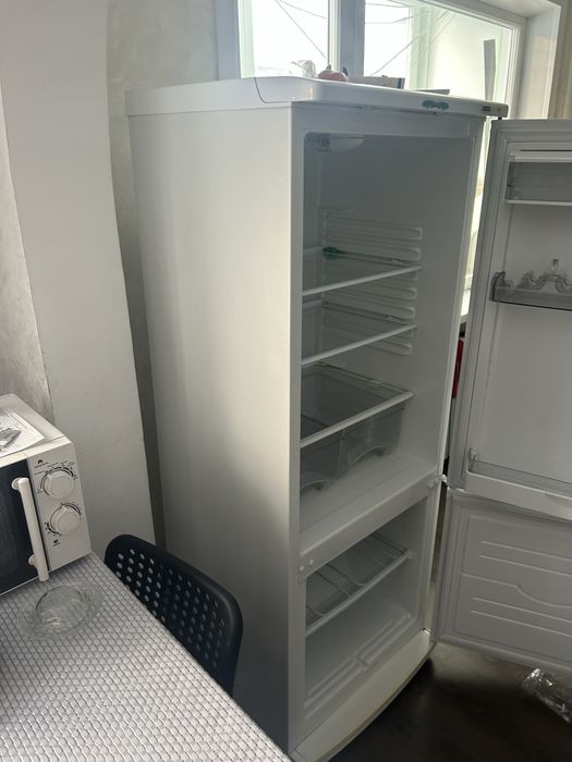 Продам холодильник атлант 150 см
