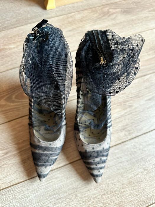 Manolo Blahnik Jimmy Choo обувки чехли