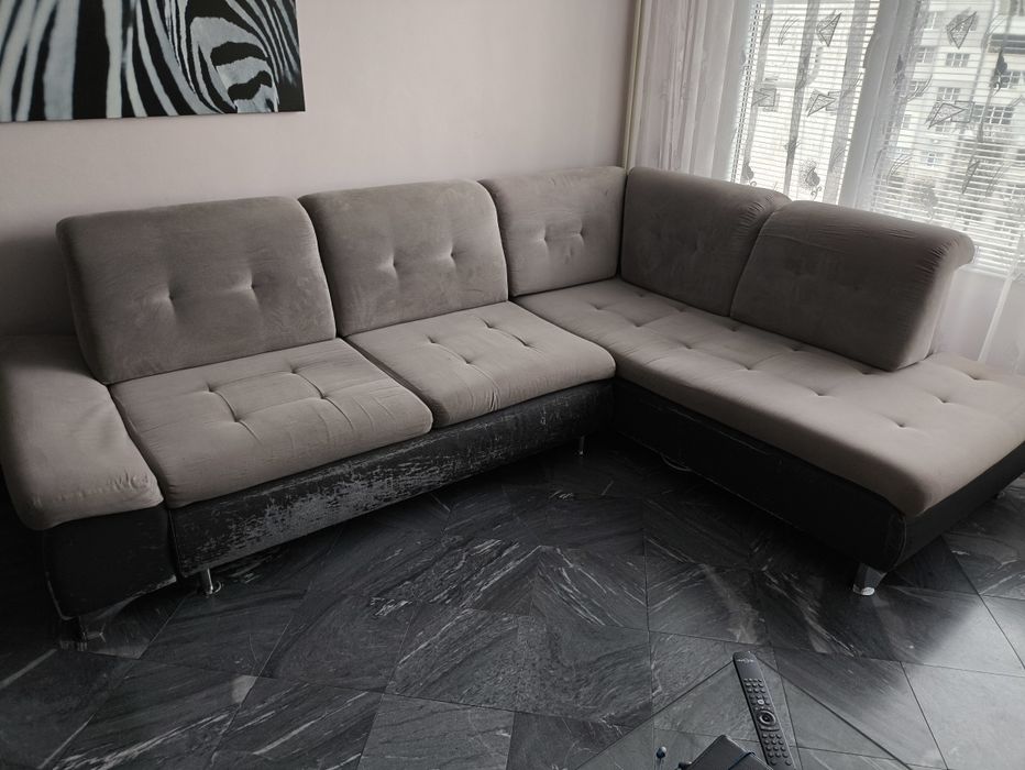 Ъглов диван с функция сън