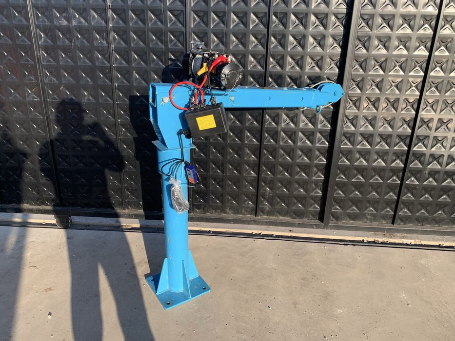 Мини Кран за бус  1000кг с електричиска лебедка