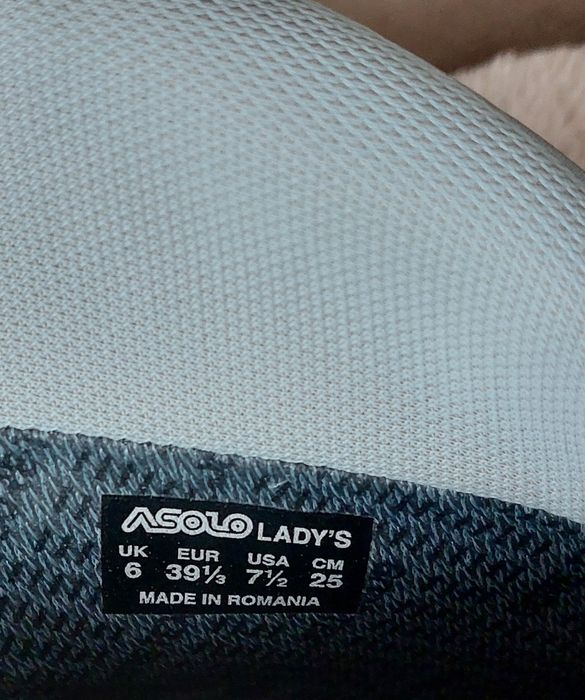 Bocanci femei drumetie hiking trekking Asolo marimea 39 1/2