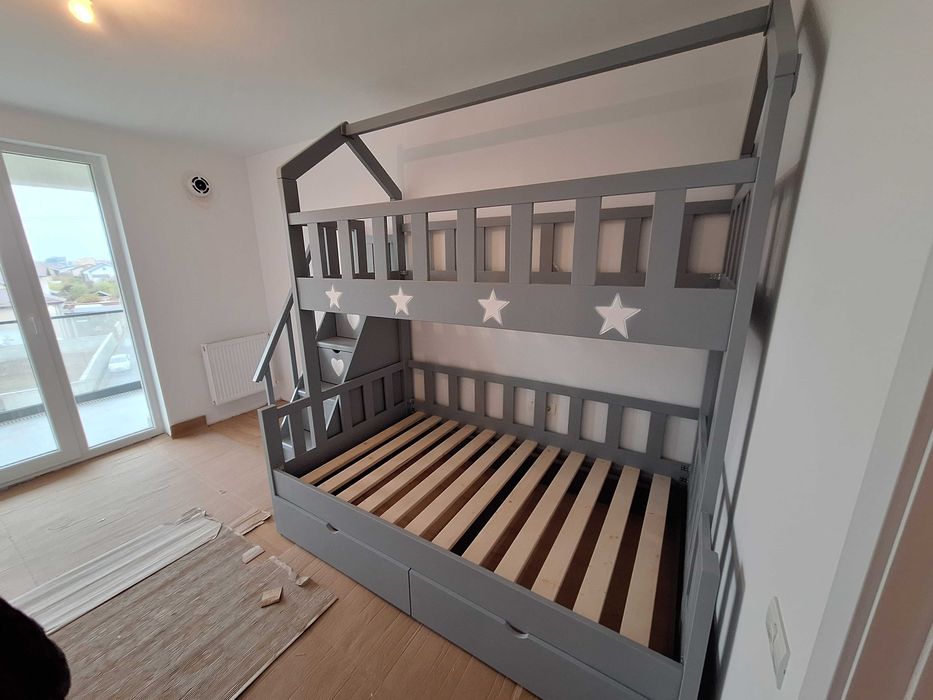 TRANSPORT GRATUIT.Pat etajat tip casuta.Cod 3542