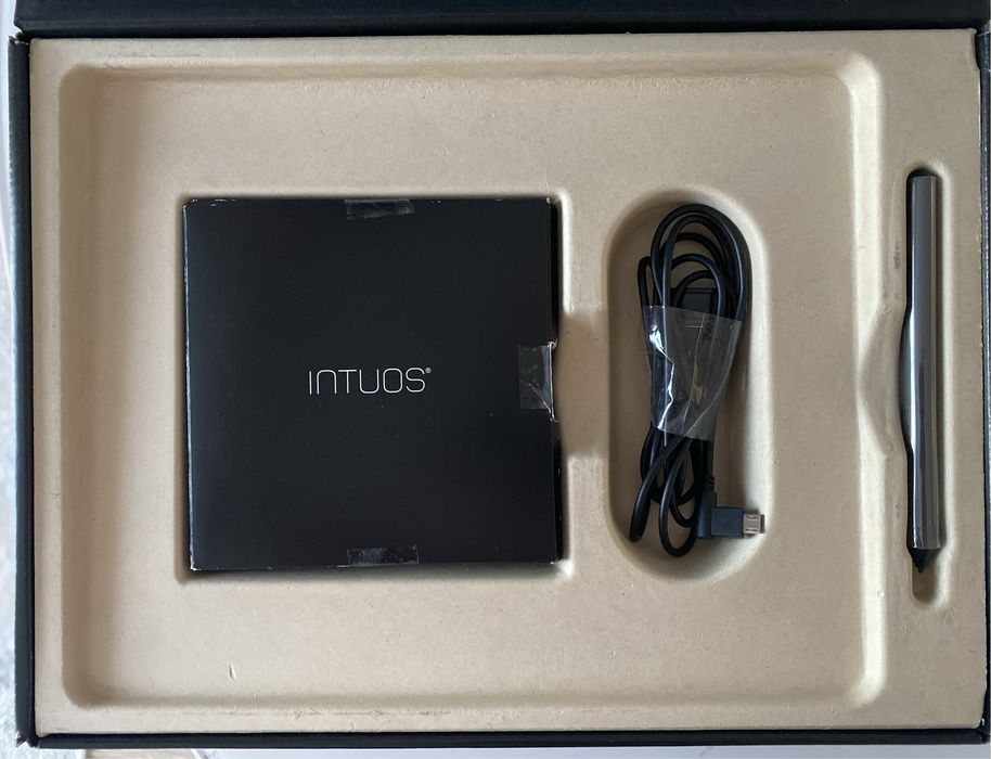 Графический планшет Wacom Intuos Art Medium Blue