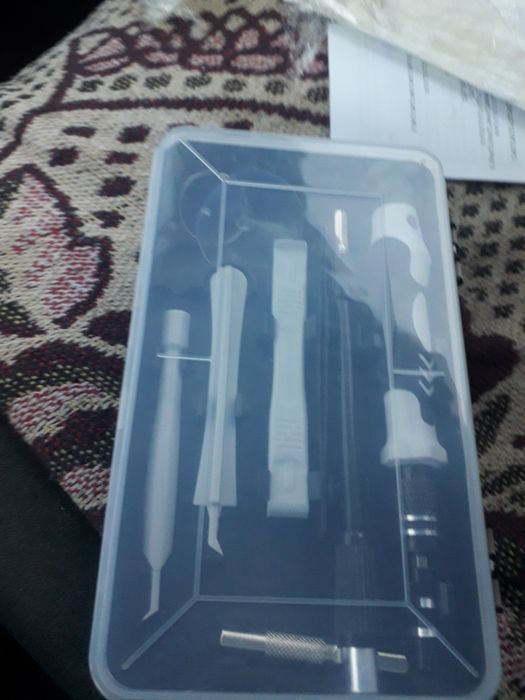 Отвёртка  из сто пятнадцать  нассадок