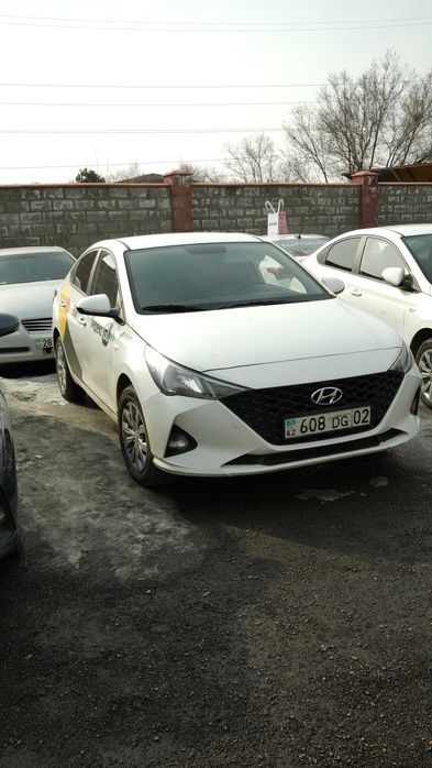 Машину в аренду сдам