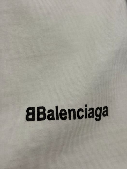 Футболка Balenciaga