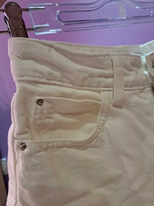 Чисто нови къси панталонки Zara