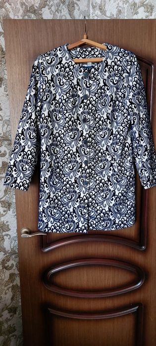 Пиджак женский размер 52-54