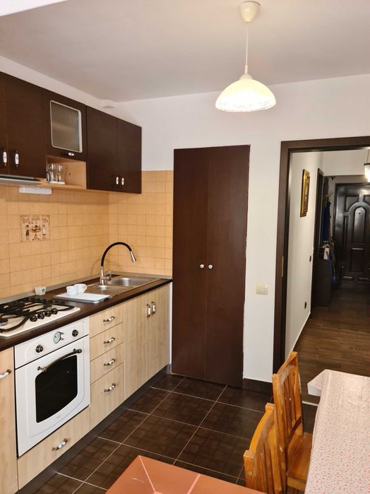 Inchiriez apartament 1 camera - pozitie centrala