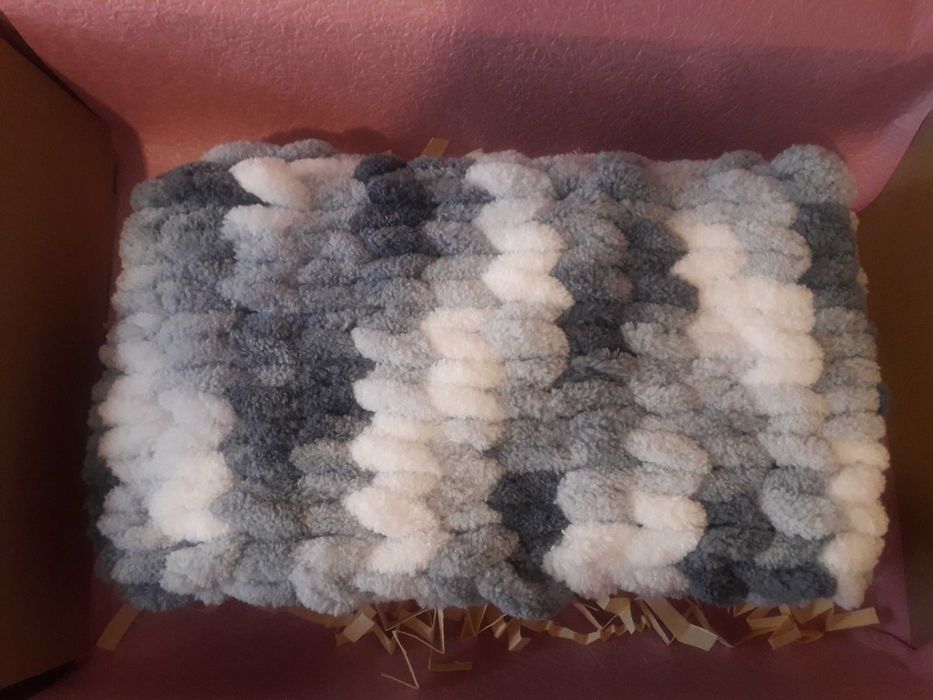 Шалове снуди от Ализе Пуфи