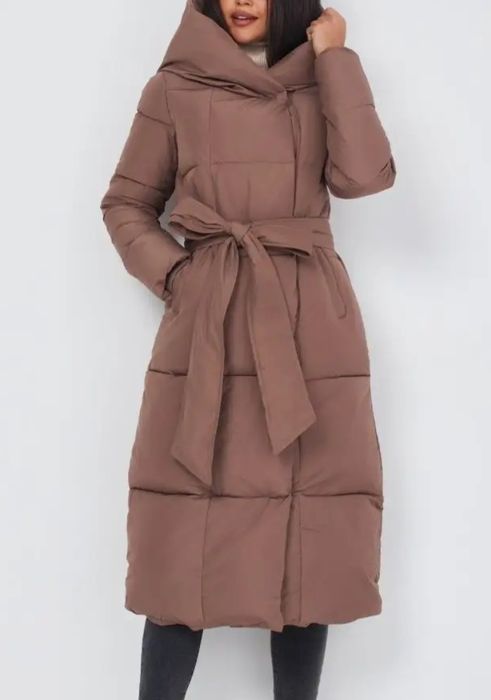 Продам женскую длинную куртку