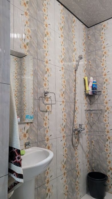 Аренда Катеж 5 хона Камунизм