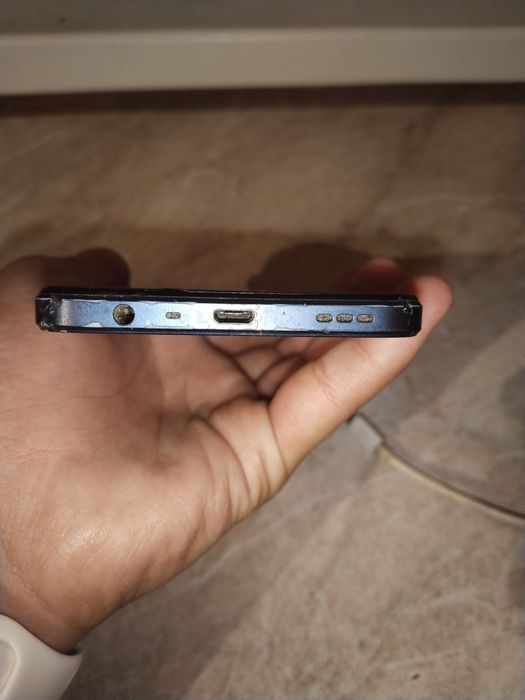 Oppo A17 с коробкой