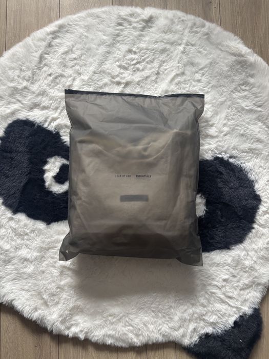 Essentials худи SP25 Metallic Logo