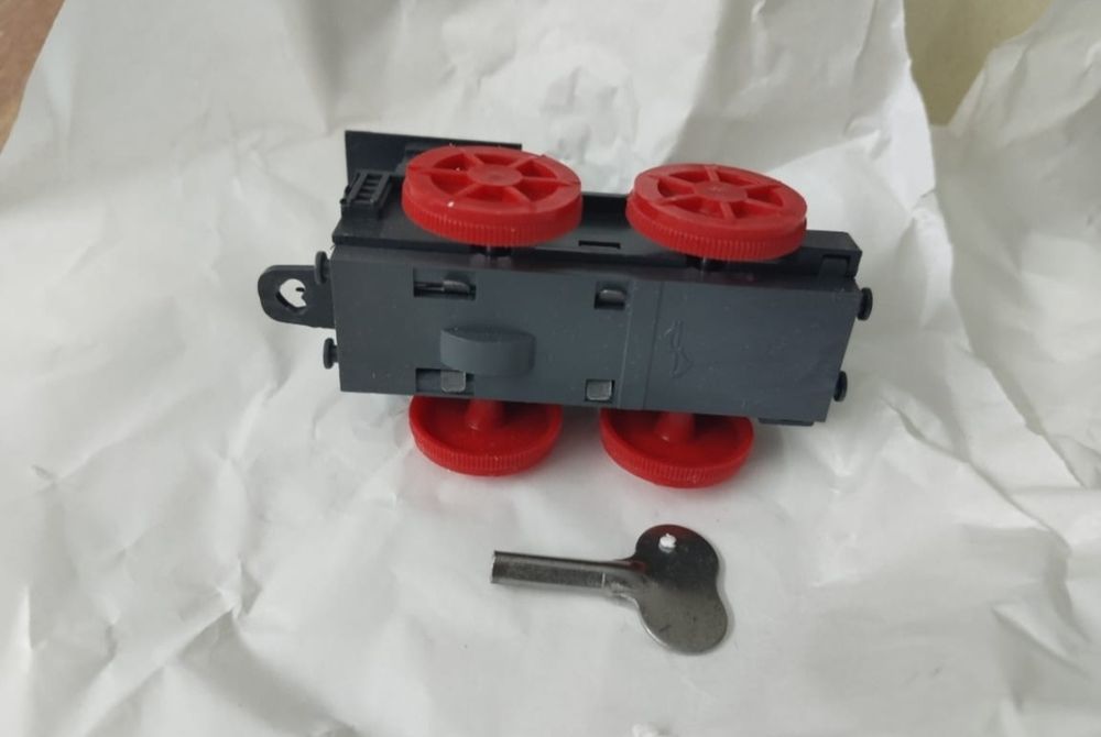 Паровозики, новые СССР.